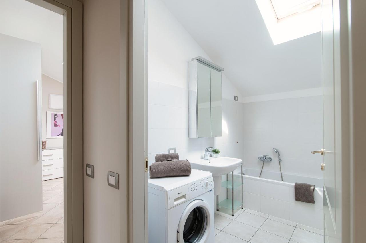 Apartament Grape Attic 72 - The House Of Travelers Como Zewnętrze zdjęcie