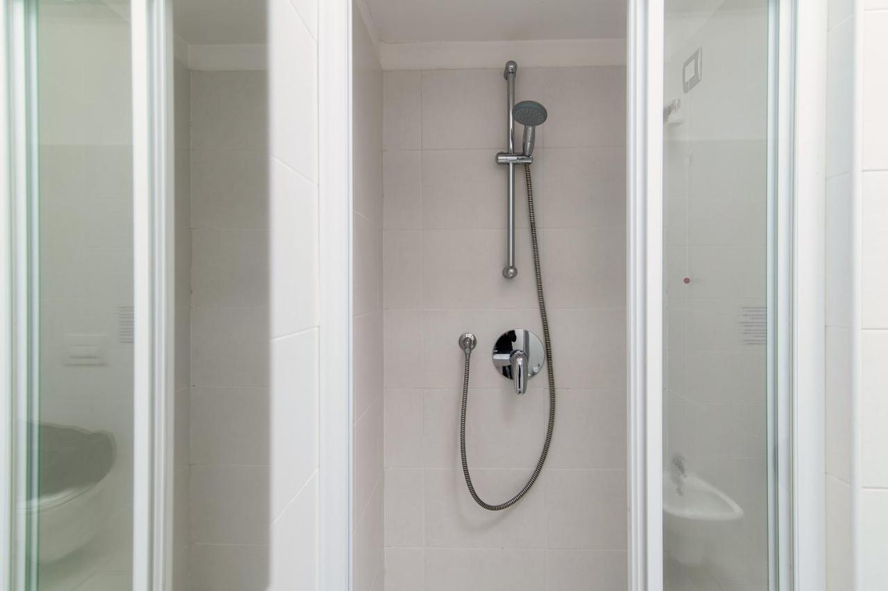 Apartament Grape Attic 72 - The House Of Travelers Como Zewnętrze zdjęcie