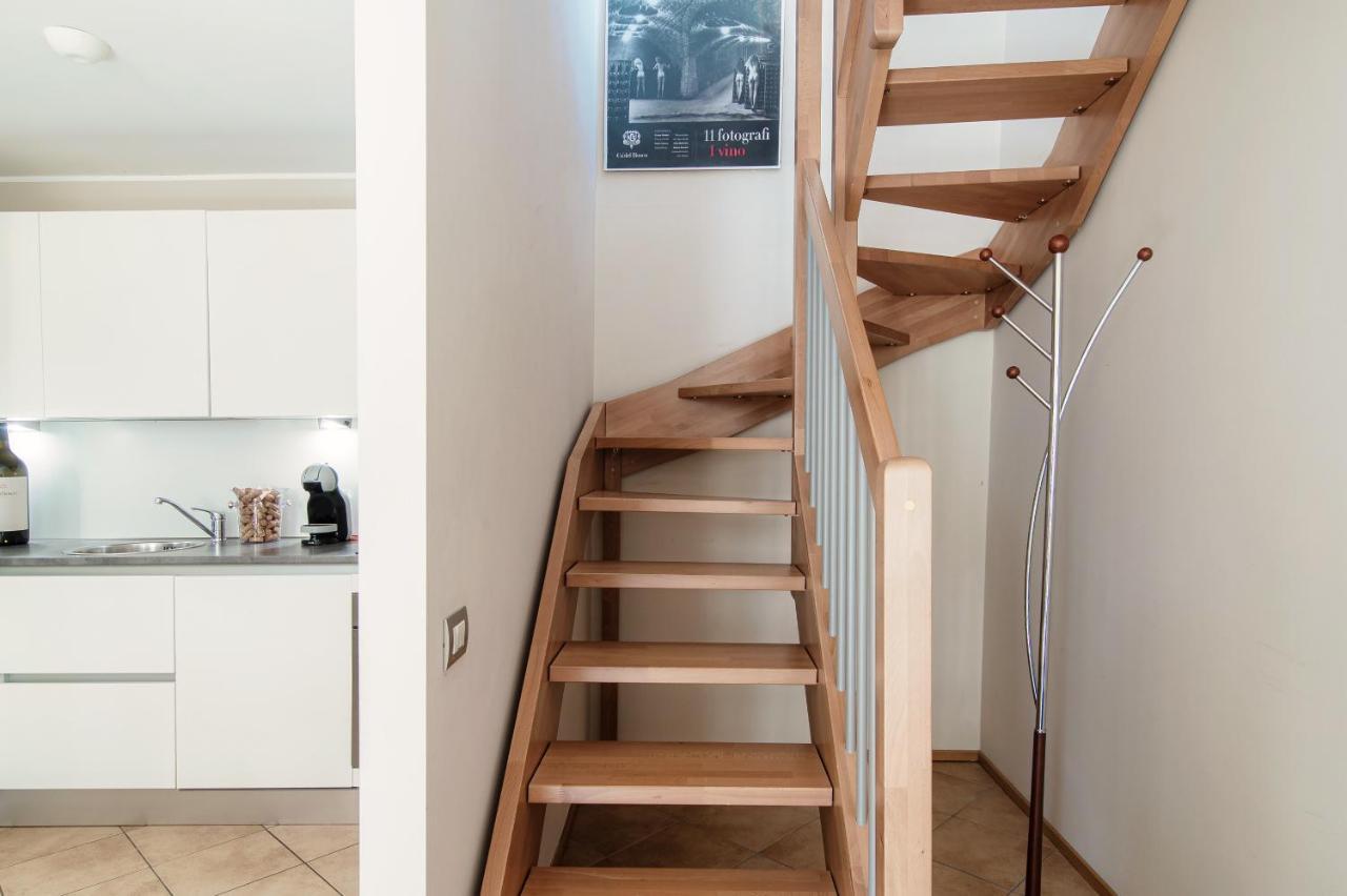 Apartament Grape Attic 72 - The House Of Travelers Como Zewnętrze zdjęcie