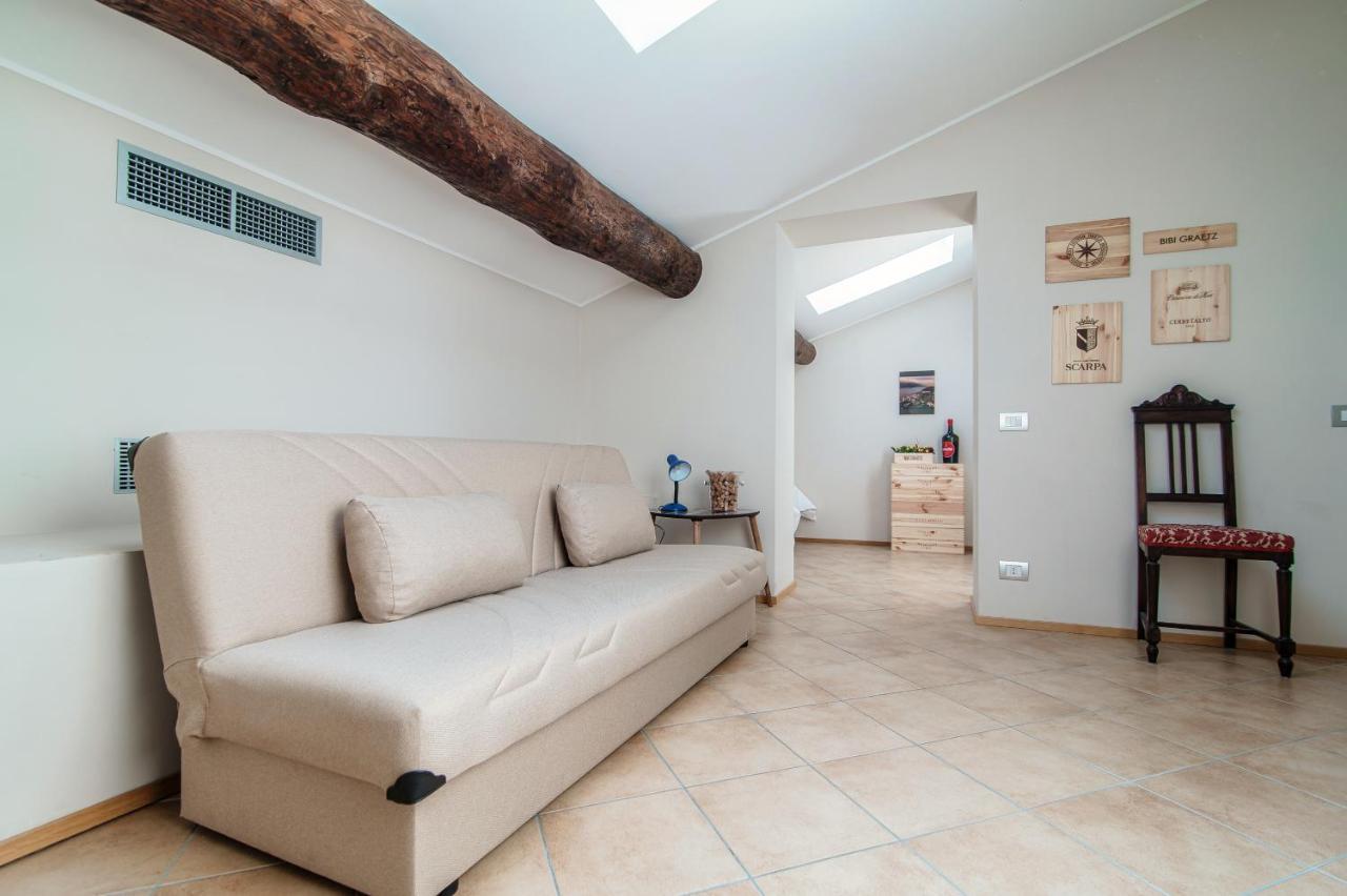 Apartament Grape Attic 72 - The House Of Travelers Como Zewnętrze zdjęcie
